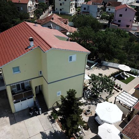 House Roca Apartamento Vodice Exterior foto