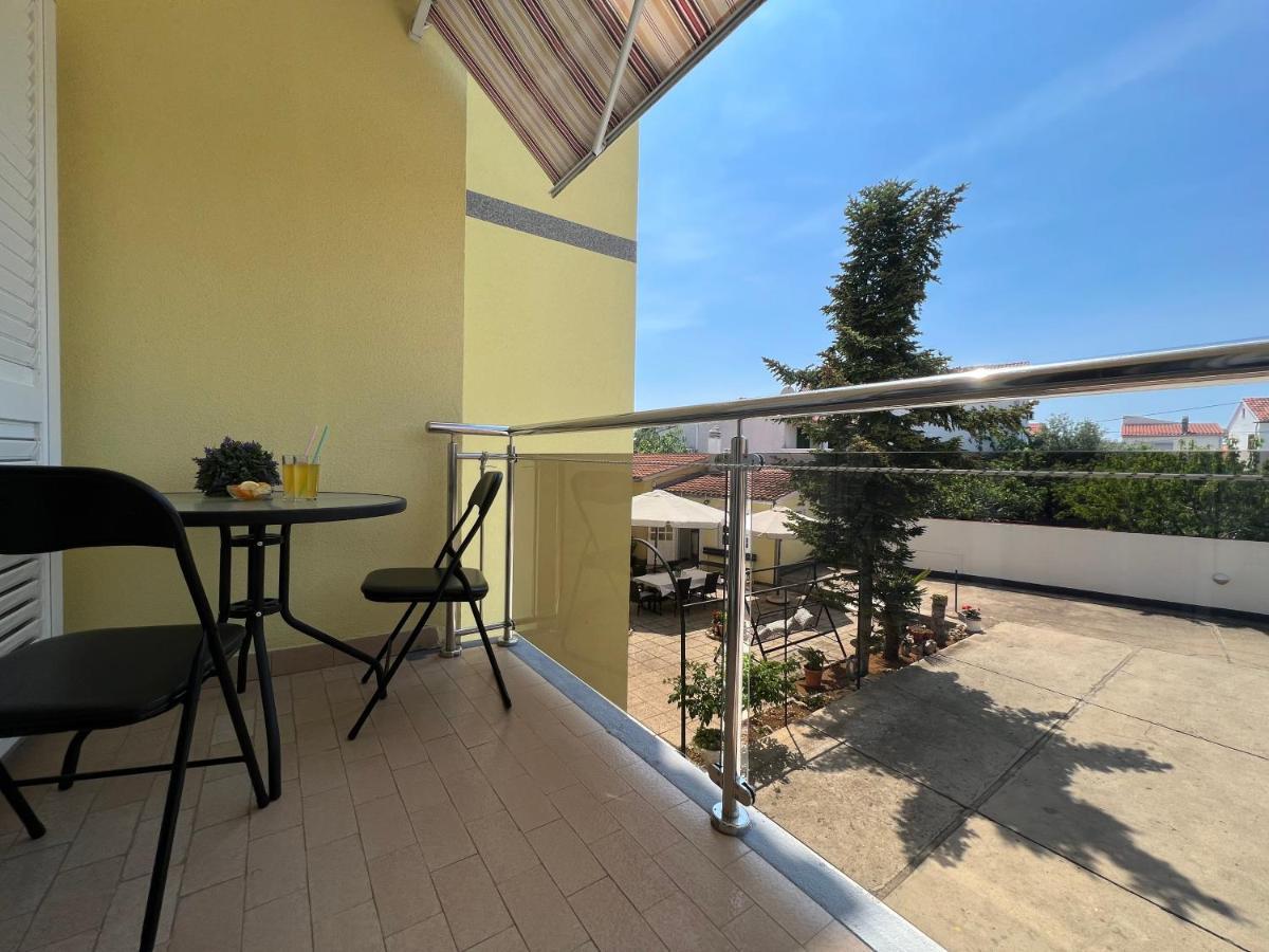House Roca Apartamento Vodice Exterior foto